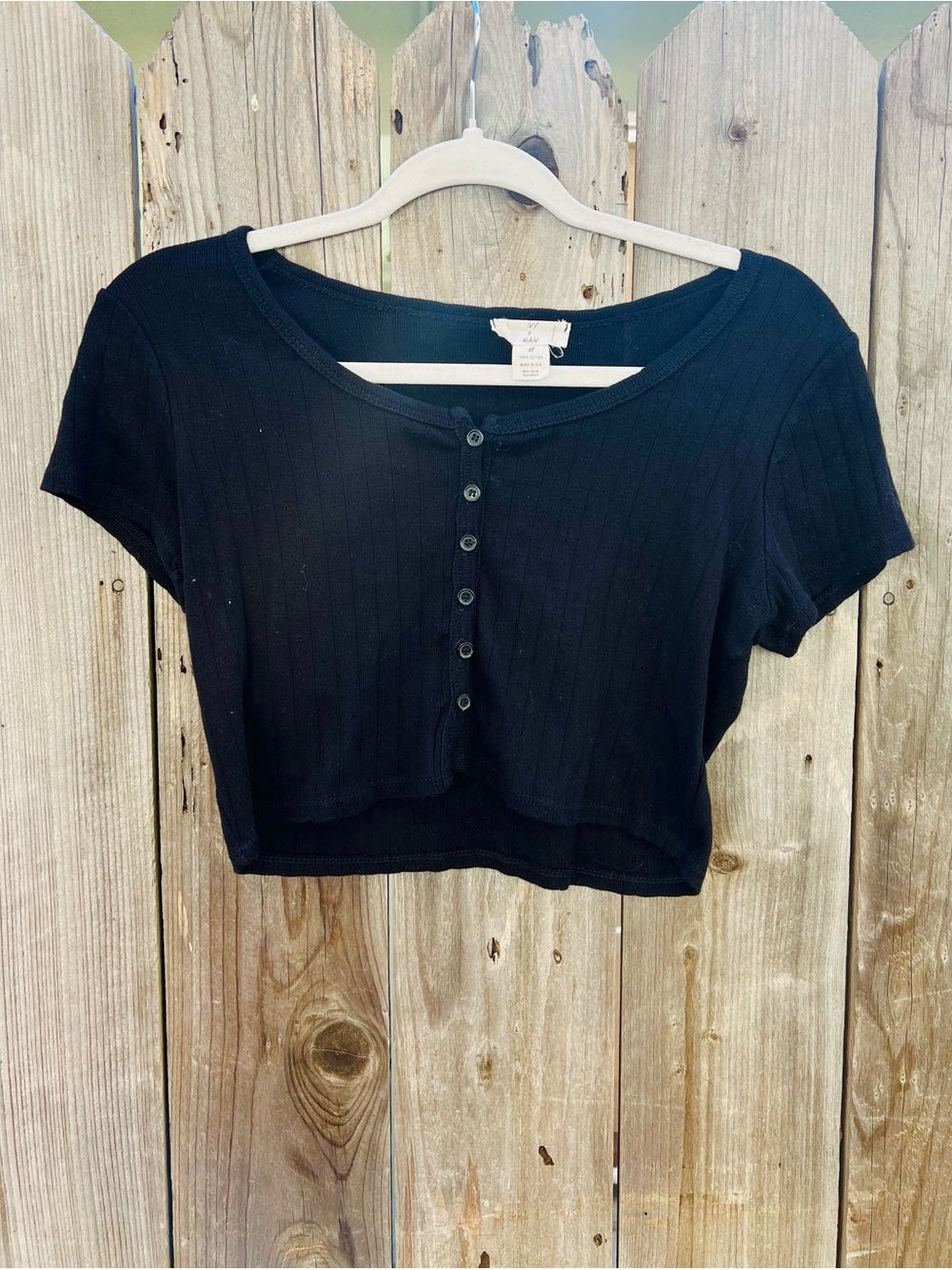 Black Ribbed Button-Front Crop Top